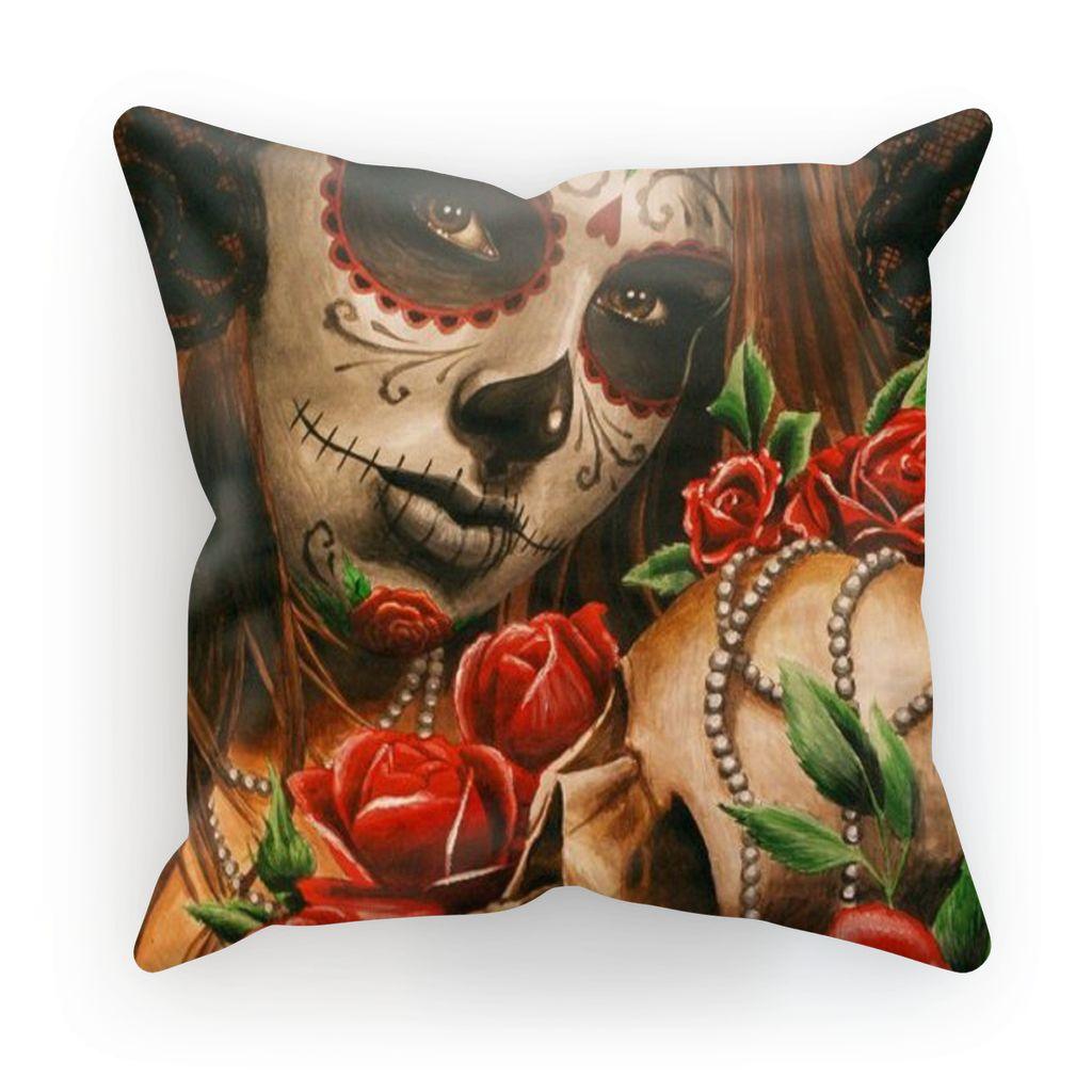 Pearl Cushion